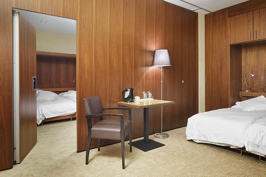 Hotel Du Commerce Basel Exterior photo